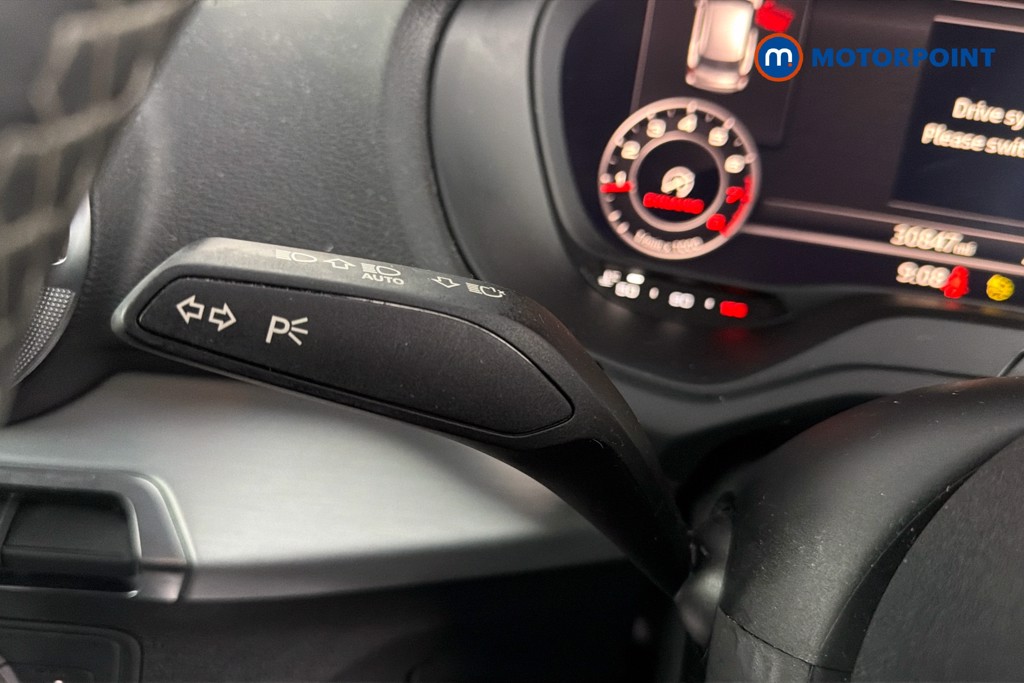 Audi Q2 Black Edition Manual Petrol SUV - Stock Number (1643040) - 6th supplementary image