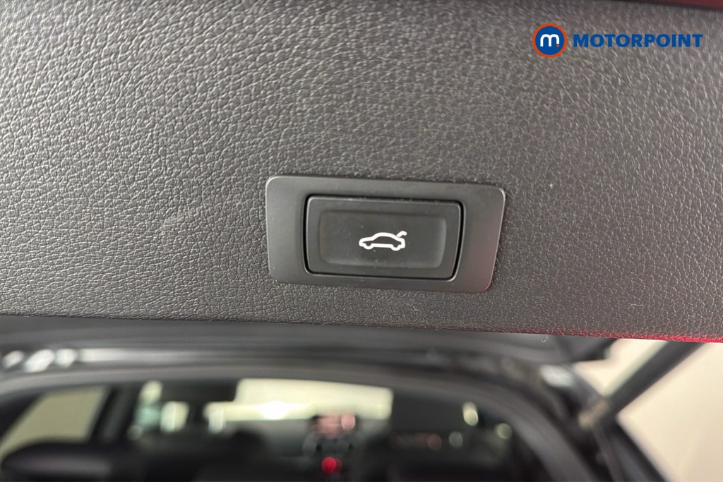 Audi Q2 Black Edition Manual Petrol SUV - Stock Number (1643040) - 35th supplementary image