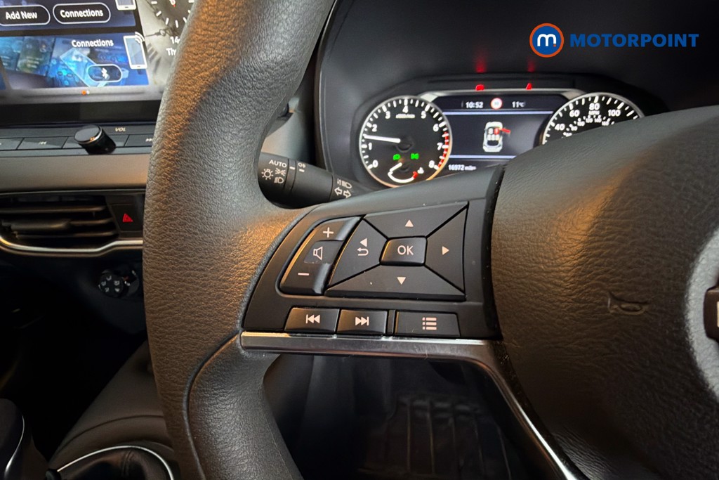 Nissan Juke Acenta Premium Manual Petrol SUV - Stock Number (1643183) - 3rd supplementary image