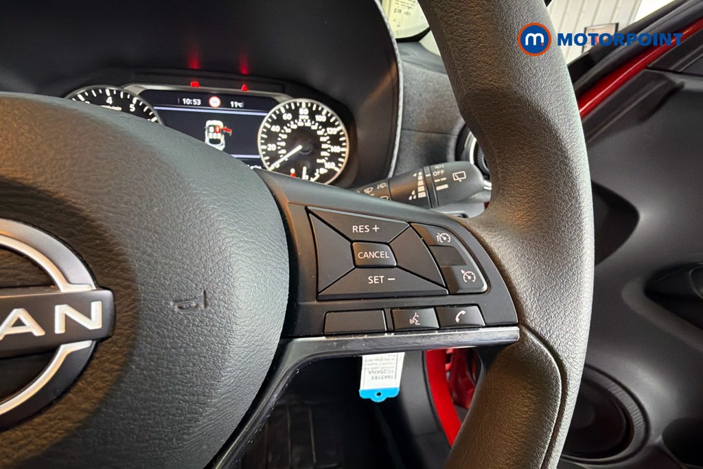 Nissan Juke Acenta Premium Manual Petrol SUV - Stock Number (1643183) - 4th supplementary image