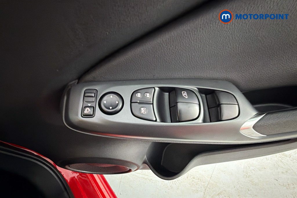 Nissan Juke Acenta Premium Manual Petrol SUV - Stock Number (1643183) - 20th supplementary image