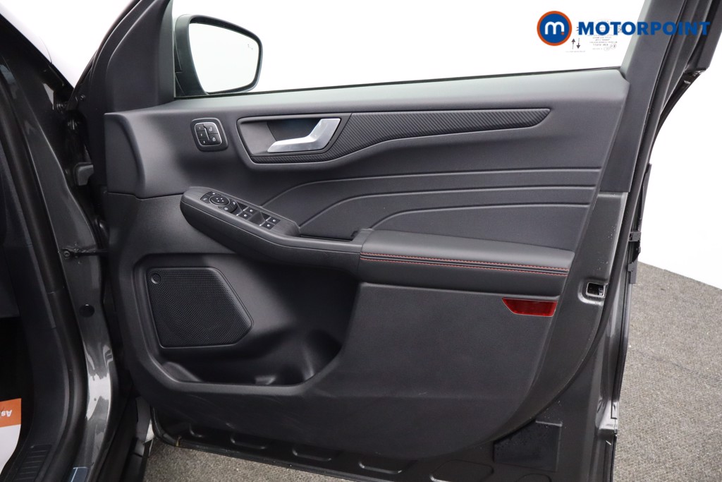 Ford Kuga St-Line Automatic Petrol-Electric Hybrid SUV - Stock Number (1643223) - 2nd supplementary image