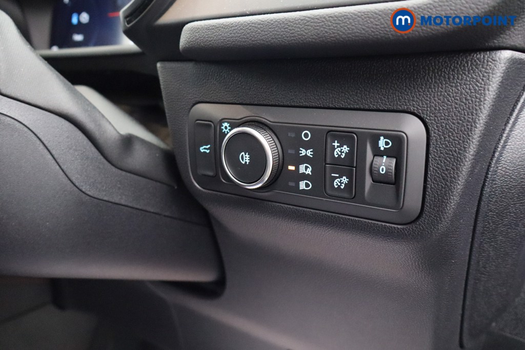 Ford Kuga St-Line Automatic Petrol-Electric Hybrid SUV - Stock Number (1643223) - 5th supplementary image