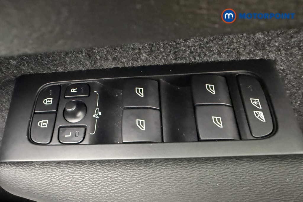 Volvo Xc40 Ultimate Automatic Petrol SUV - Stock Number (1643554) - 17th supplementary image