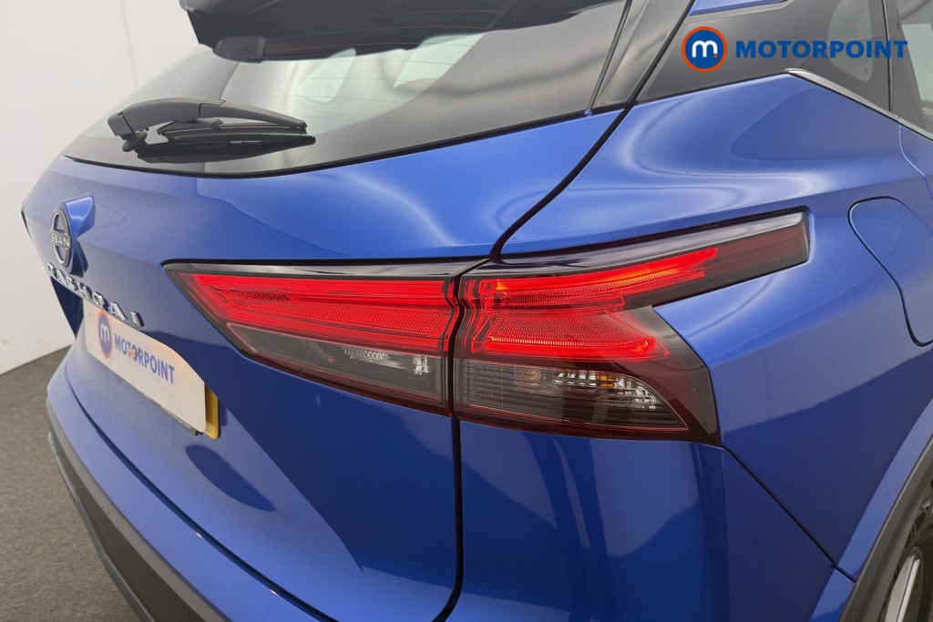 Nissan Qashqai Acenta Premium Manual Petrol SUV - Stock Number (1643574) - 16th supplementary image