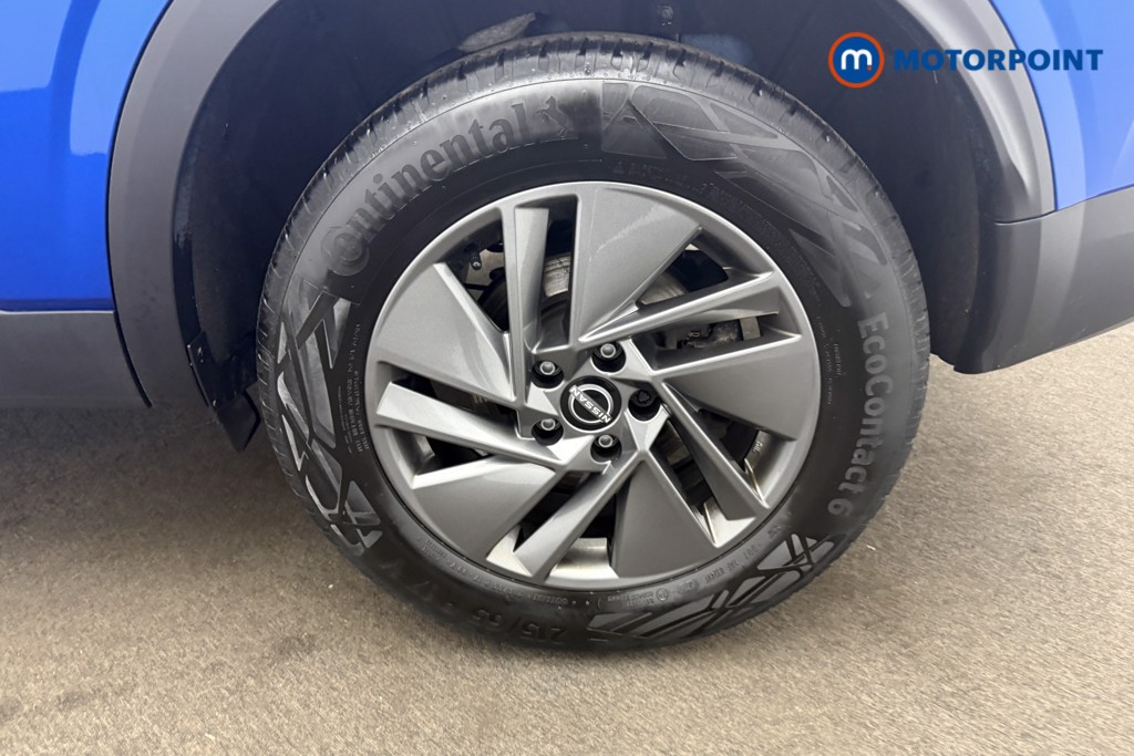 Nissan Qashqai Acenta Premium Manual Petrol SUV - Stock Number (1643574) - 22nd supplementary image