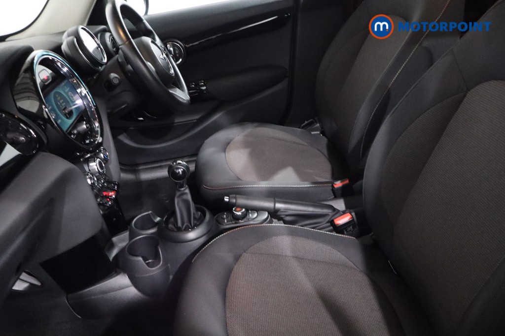 Mini Hatchback One Classic Manual Petrol Hatchback - Stock Number (1643645) - 4th supplementary image