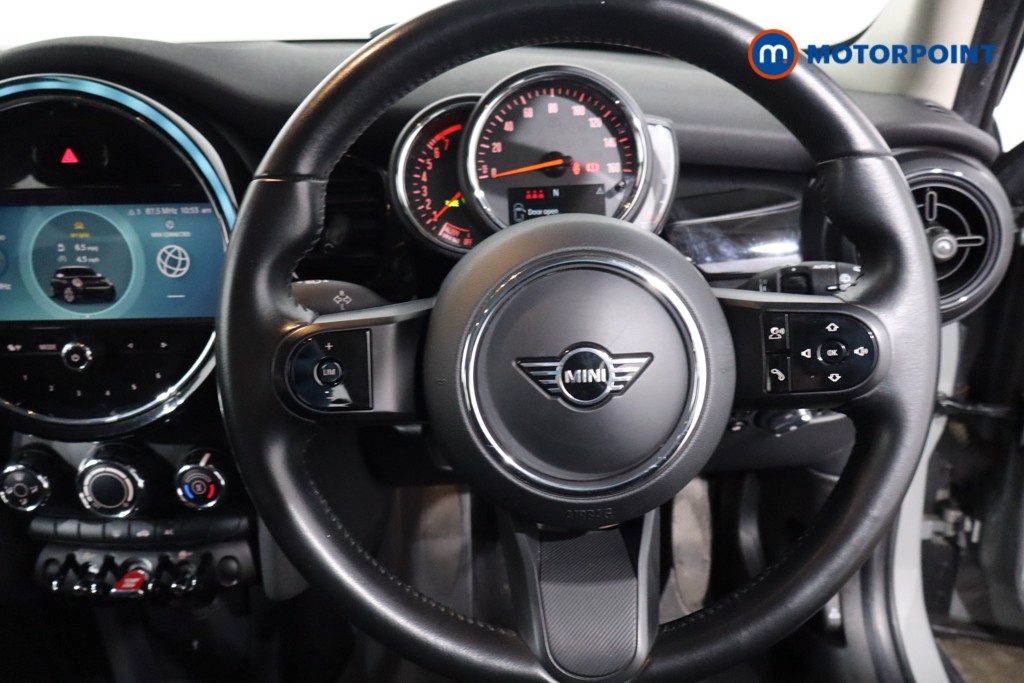 Mini Hatchback One Classic Manual Petrol Hatchback - Stock Number (1643645) - 6th supplementary image