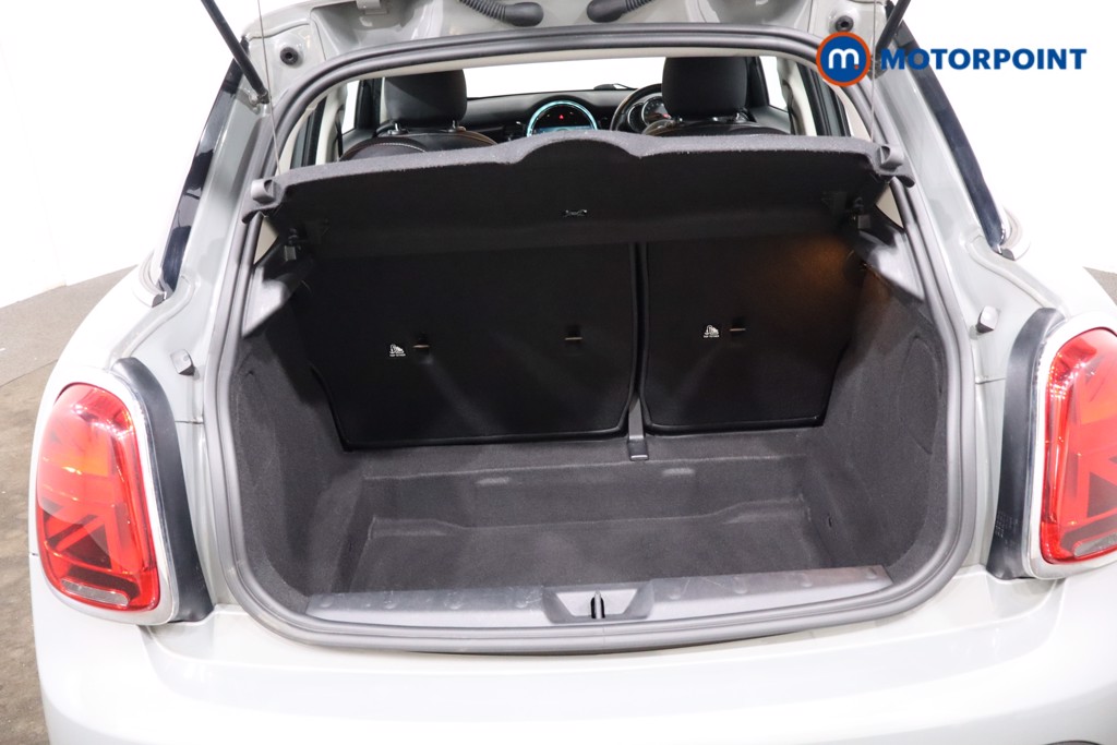 Mini Hatchback One Classic Manual Petrol Hatchback - Stock Number (1643645) - 35th supplementary image