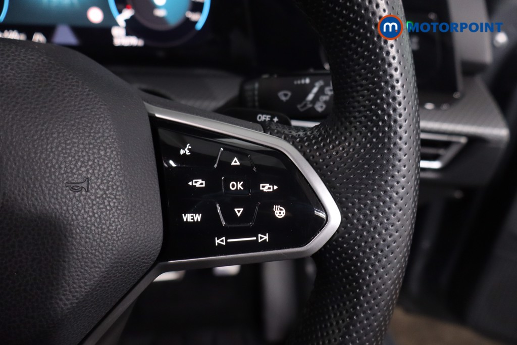 Volkswagen Golf R-Line Automatic Petrol Hatchback - Stock Number (1643728) - 8th supplementary image