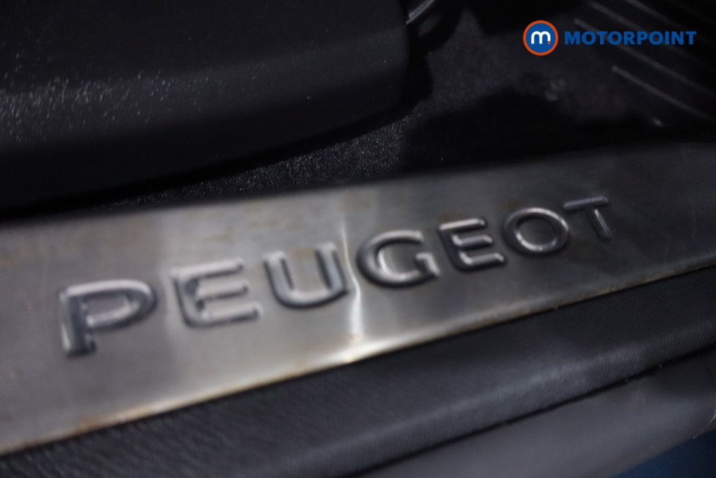 Peugeot 3008 Active Automatic Petrol SUV - Stock Number (1643826) - 21st supplementary image