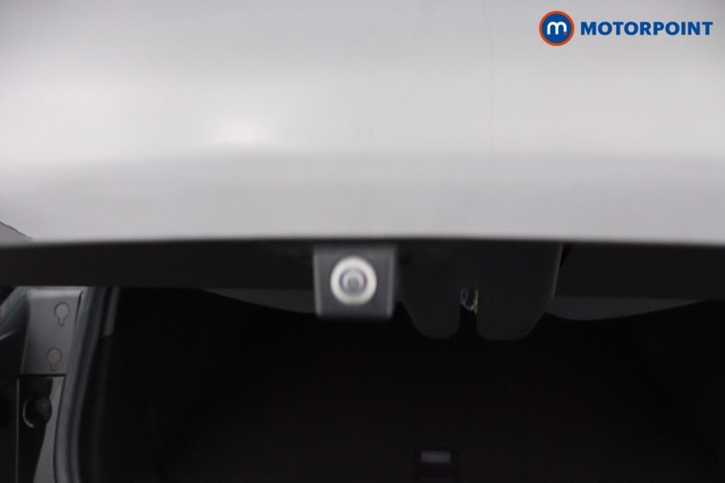 Alfa Romeo Tonale TI Automatic Petrol Plug-In Hybrid SUV - Stock Number (1609711) - 5th supplementary image