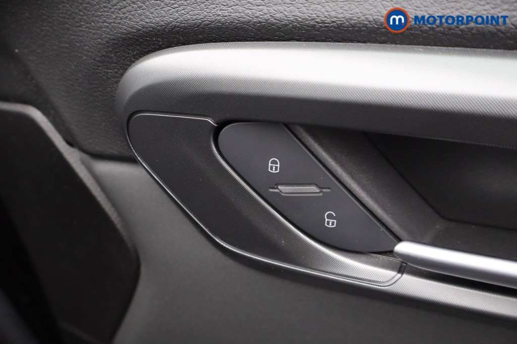 Alfa Romeo Tonale TI Automatic Petrol Plug-In Hybrid SUV - Stock Number (1609711) - 11th supplementary image