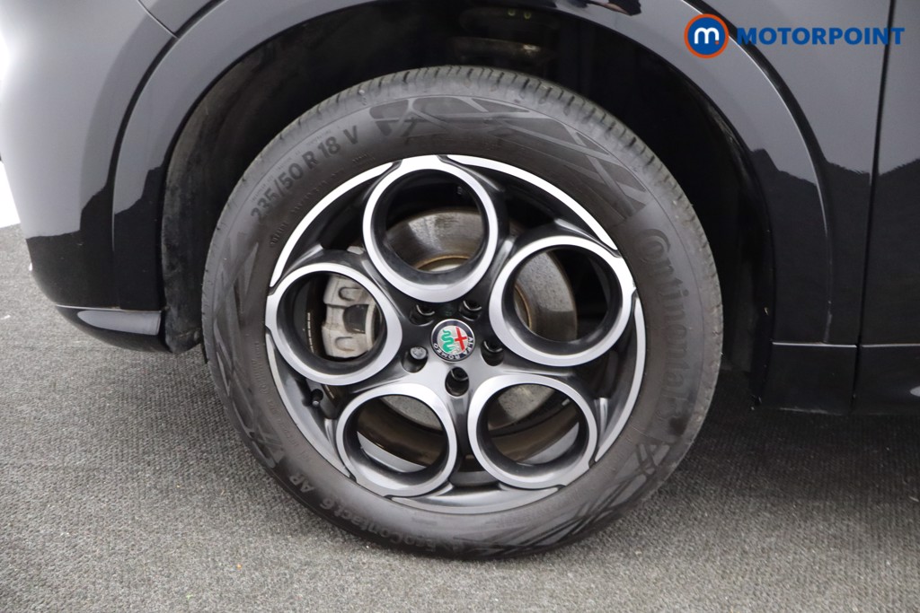 Alfa Romeo Tonale TI Automatic Petrol Plug-In Hybrid SUV - Stock Number (1609711) - 29th supplementary image