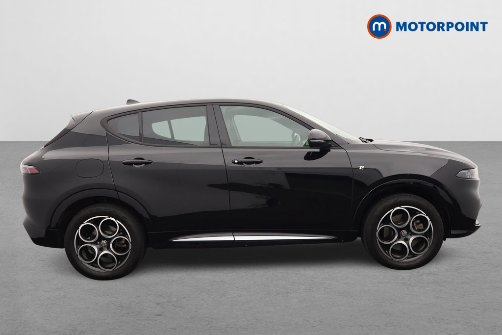 Alfa Romeo Tonale TI Automatic Petrol Plug-In Hybrid SUV - Stock Number (1609711) - Drivers side