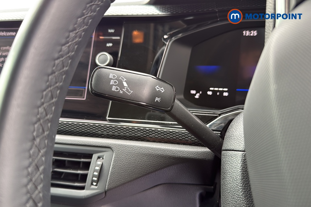 Volkswagen Polo Life Manual Petrol Hatchback - Stock Number (1611713) - 5th supplementary image