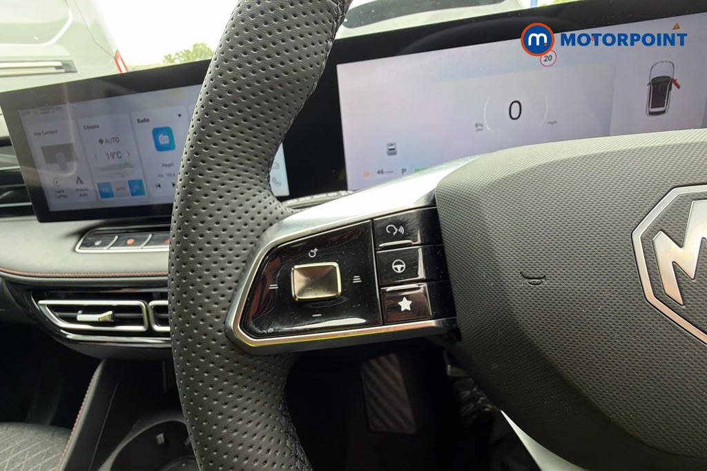 Mg Motor Uk HS SE Automatic Petrol-Electric Hybrid SUV - Stock Number (1622950) - 3rd supplementary image