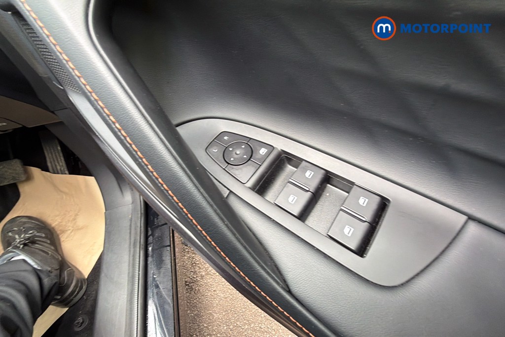Mg Motor Uk HS SE Automatic Petrol-Electric Hybrid SUV - Stock Number (1622950) - 20th supplementary image