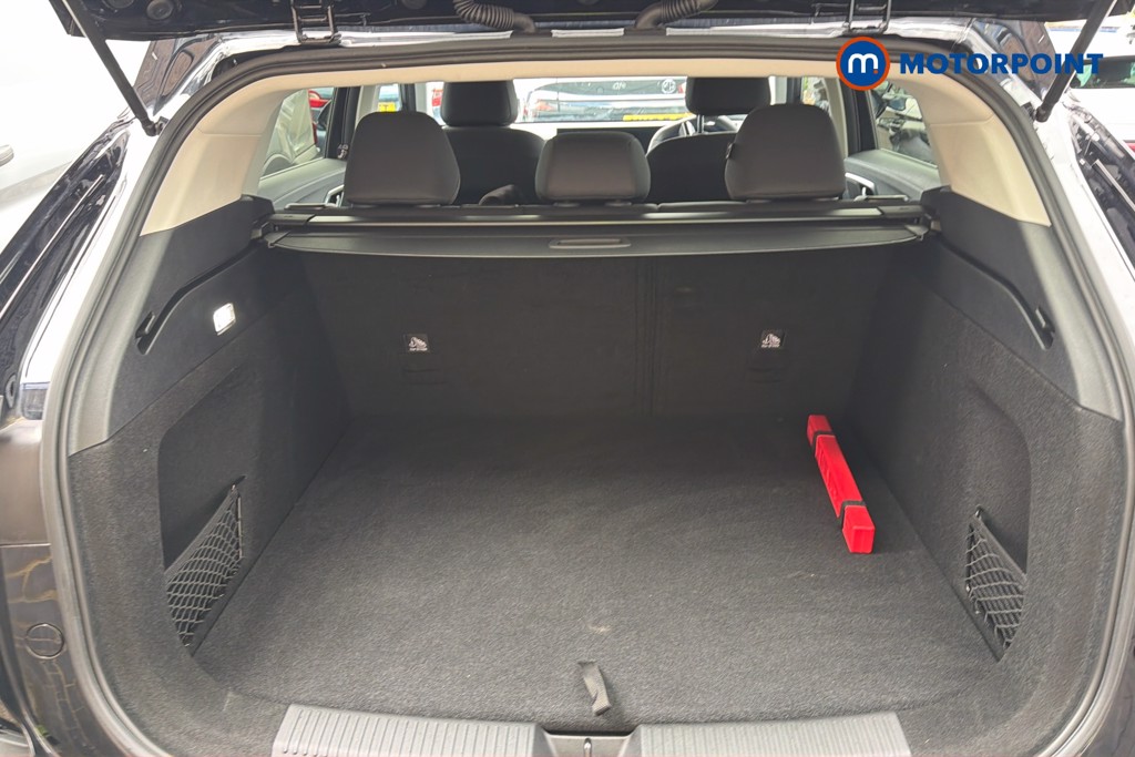 Mg Motor Uk HS SE Automatic Petrol-Electric Hybrid SUV - Stock Number (1622950) - 33rd supplementary image