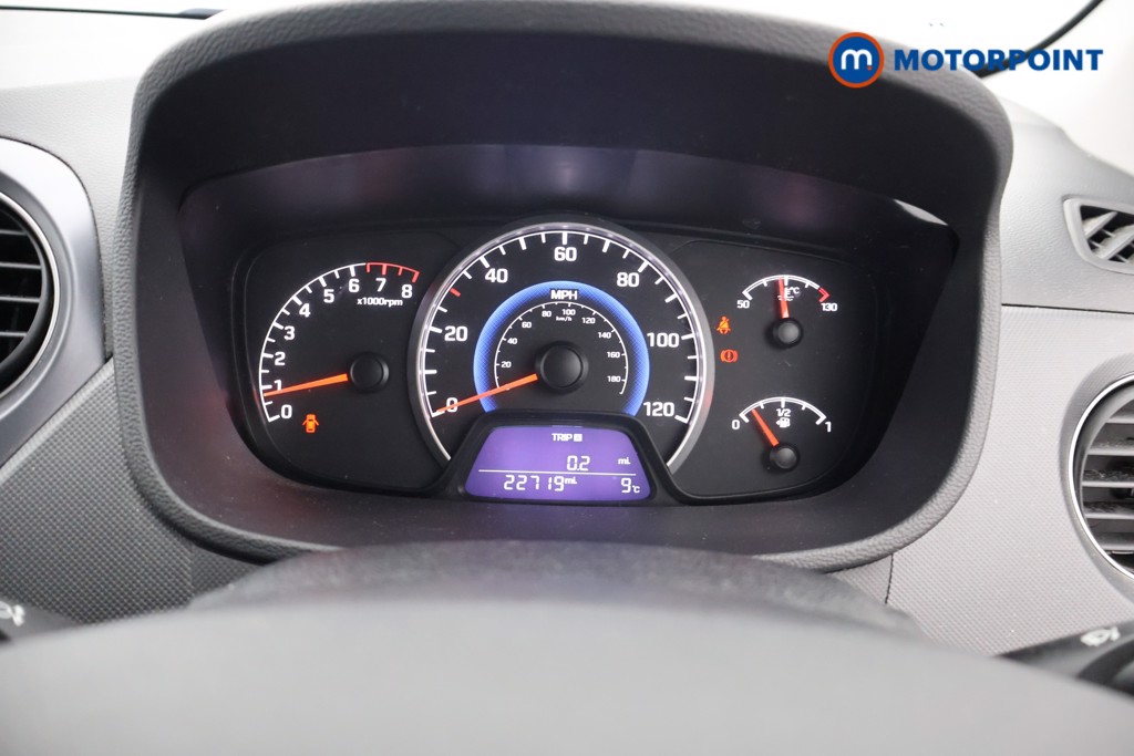 Hyundai I10 Premium Manual Petrol Hatchback - Stock Number (1626659) - 4th supplementary image