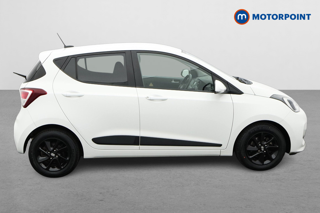 Hyundai I10 Premium Manual Petrol Hatchback - Stock Number (1626659) - Drivers side