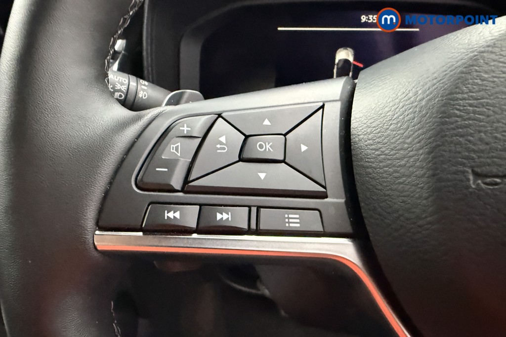 Nissan Juke Tekna Automatic Petrol SUV - Stock Number (1627464) - 3rd supplementary image