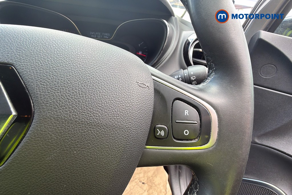 Renault Captur Iconic Manual Petrol SUV - Stock Number (1631718) - 4th supplementary image