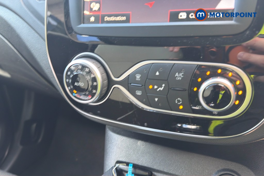 Renault Captur Iconic Manual Petrol SUV - Stock Number (1631718) - 12th supplementary image