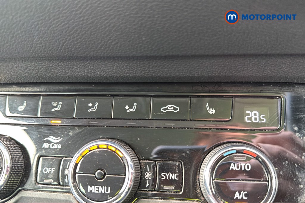 Skoda Karoq Se L Manual Petrol SUV - Stock Number (1632138) - 14th supplementary image