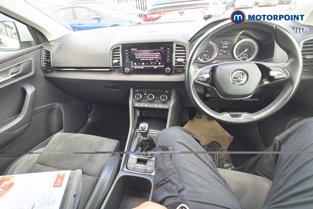 Skoda Karoq Se L Manual Petrol SUV - Stock Number (1632138) - 1st supplementary image