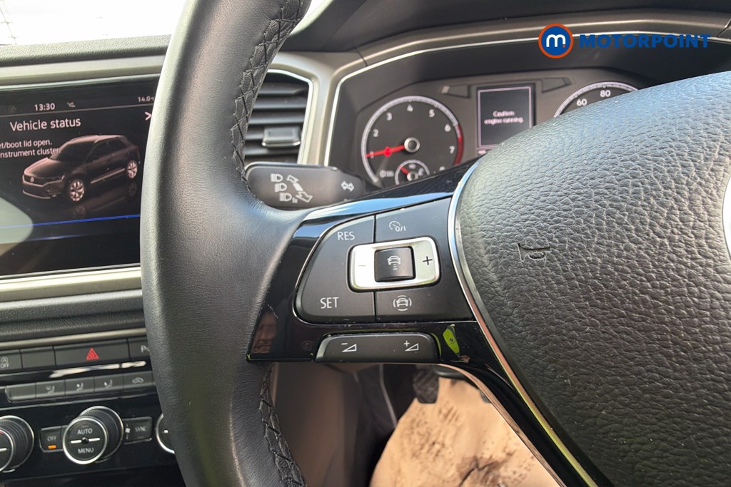 Volkswagen T-Roc Design Manual Petrol SUV - Stock Number (1632609) - 3rd supplementary image