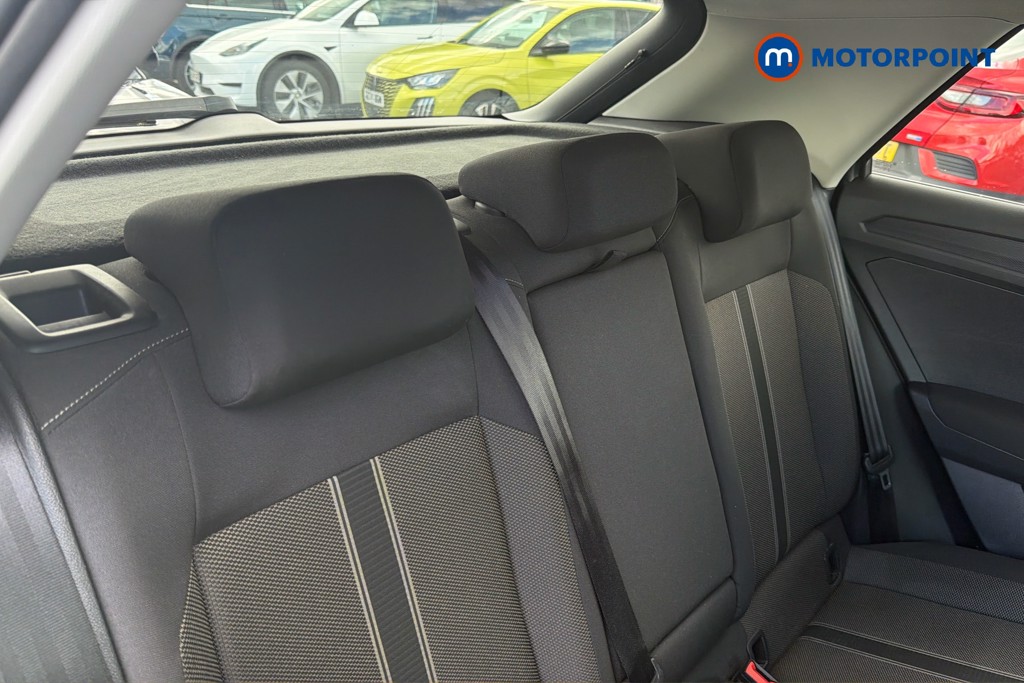 Volkswagen T-Roc Design Manual Petrol SUV - Stock Number (1632609) - 28th supplementary image