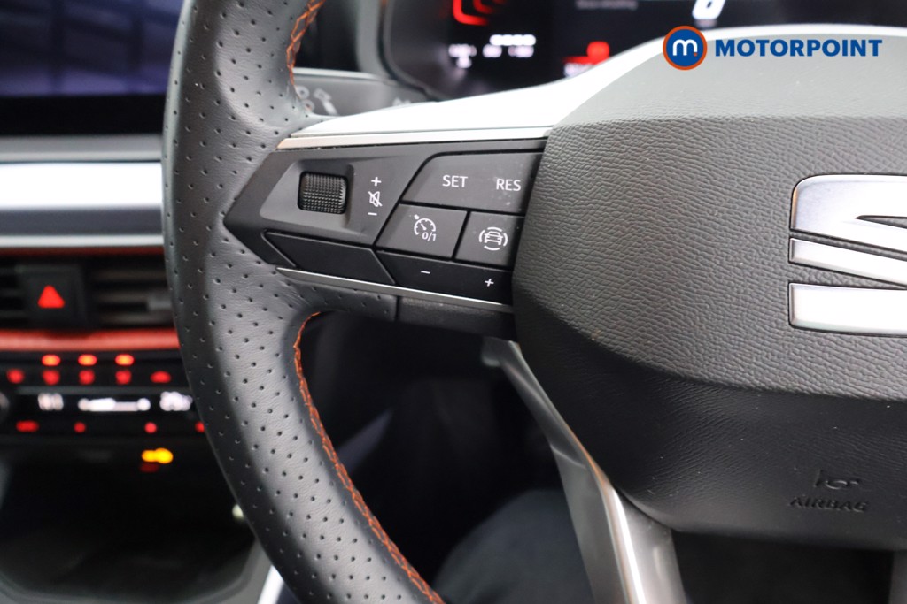 Seat Arona FR Manual Petrol SUV - Stock Number (1633126) - 2nd supplementary image