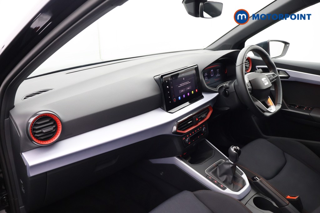 Seat Arona FR Manual Petrol SUV - Stock Number (1633126) - 17th supplementary image