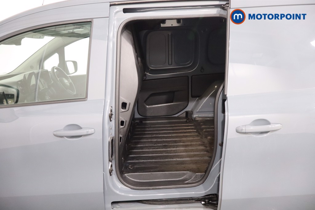 Mercedes-Benz Citan PRO Automatic Diesel Panel Van - Stock Number (1633229) - 5th supplementary image