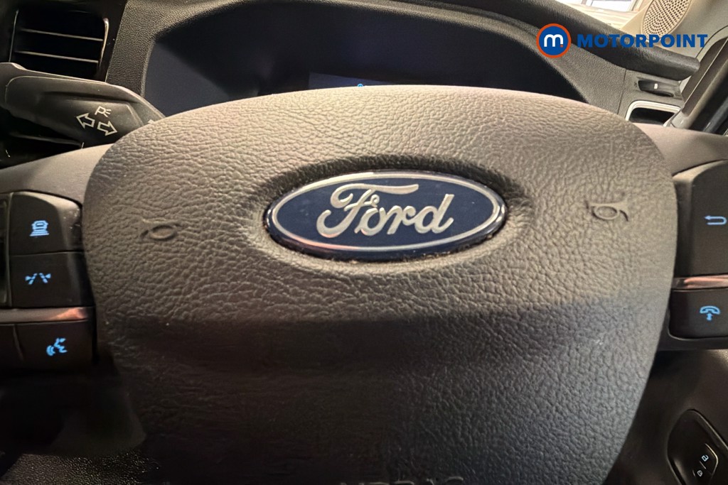 Ford Transit Limited Automatic Diesel Medium Roof Van - Stock Number (1634145) - 5th supplementary image