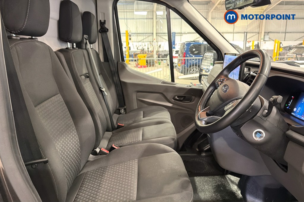 Ford Transit Limited Automatic Diesel Medium Roof Van - Stock Number (1634145) - 22nd supplementary image