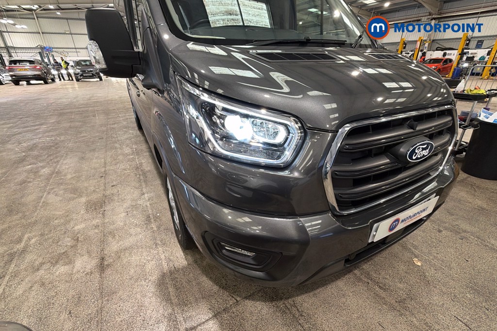 Ford Transit Limited Automatic Diesel Medium Roof Van - Stock Number (1634145) - 44th supplementary image