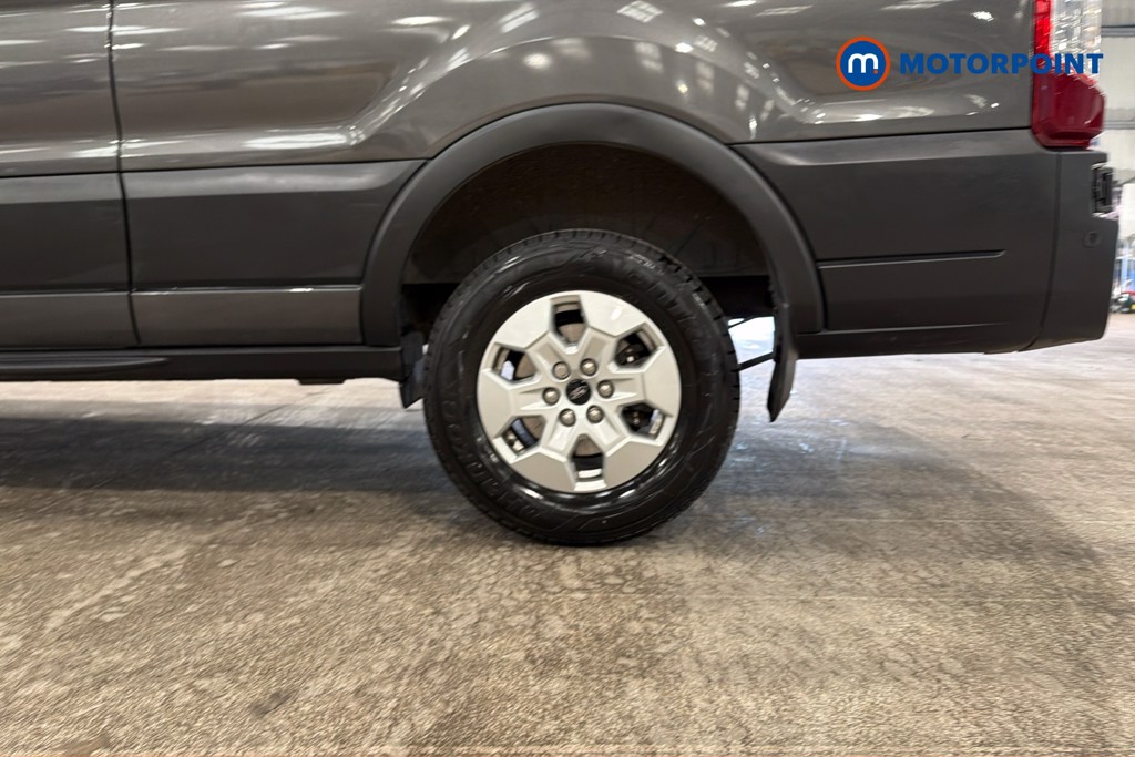 Ford Transit Limited Automatic Diesel Medium Roof Van - Stock Number (1634145) - 48th supplementary image