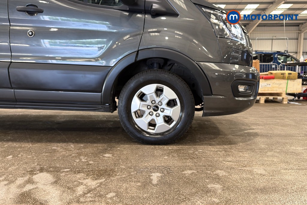 Ford Transit Limited Automatic Diesel Medium Roof Van - Stock Number (1634145) - 50th supplementary image