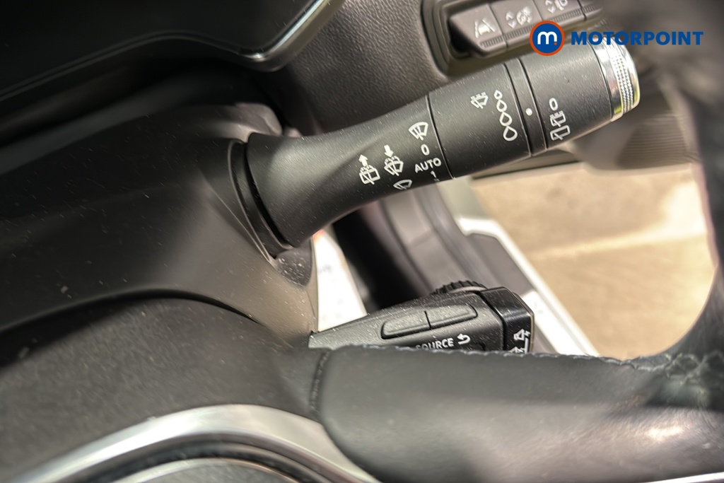 Renault Captur S Edition Automatic Petrol Plug-In Hybrid SUV - Stock Number (1634365) - 6th supplementary image