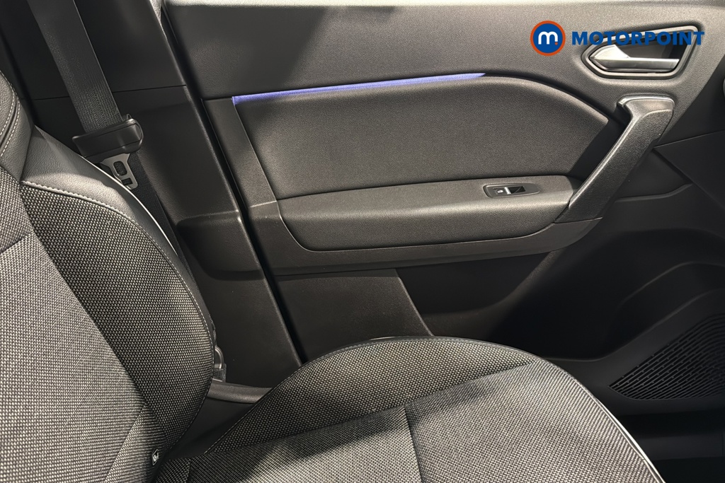 Renault Captur S Edition Automatic Petrol Plug-In Hybrid SUV - Stock Number (1634365) - 10th supplementary image
