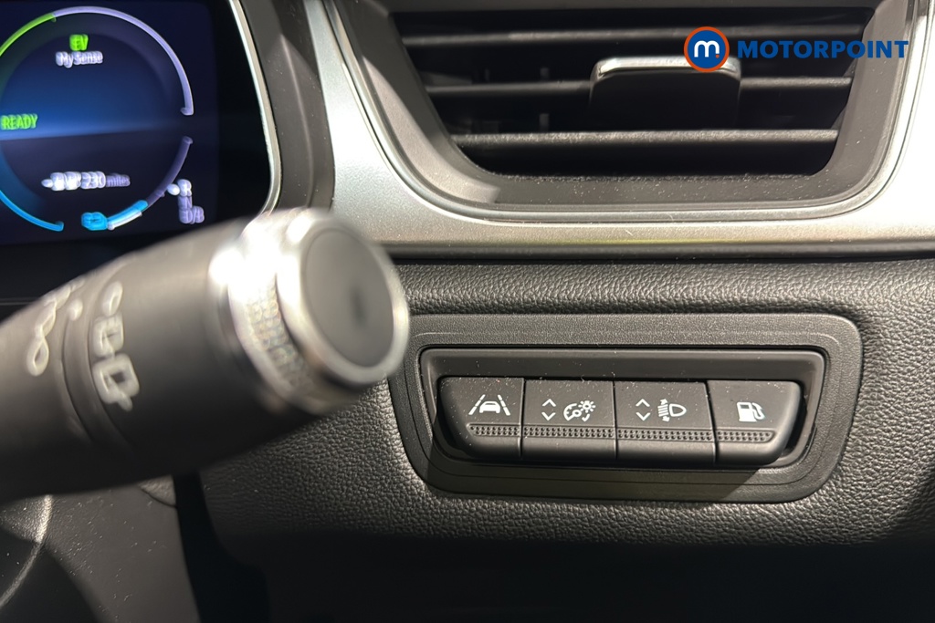 Renault Captur S Edition Automatic Petrol Plug-In Hybrid SUV - Stock Number (1634365) - 11th supplementary image