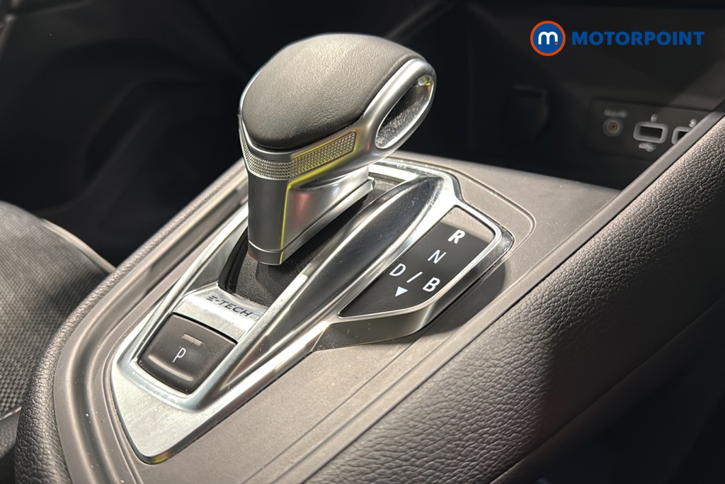 Renault Captur S Edition Automatic Petrol Plug-In Hybrid SUV - Stock Number (1634365) - 15th supplementary image