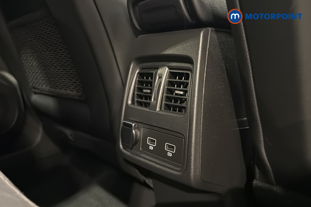 Renault Captur S Edition Automatic Petrol Plug-In Hybrid SUV - Stock Number (1634365) - 28th supplementary image