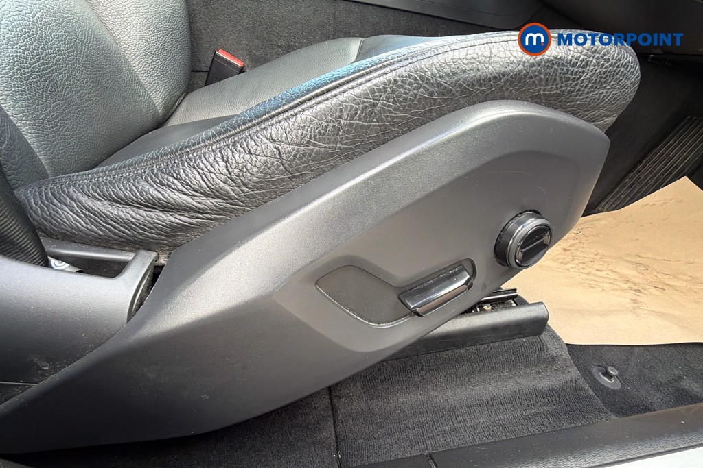 Volvo Xc60 Inscription Expression Automatic Petrol Plug-In Hybrid SUV - Stock Number (1635444) - 25th supplementary image