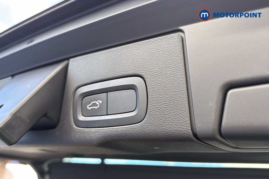 Volvo Xc60 Inscription Expression Automatic Petrol Plug-In Hybrid SUV - Stock Number (1635444) - 35th supplementary image