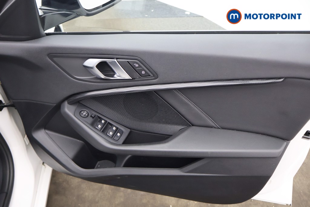BMW 1 Series Sport Manual Petrol Hatchback - Stock Number (1636618) - 11th supplementary image