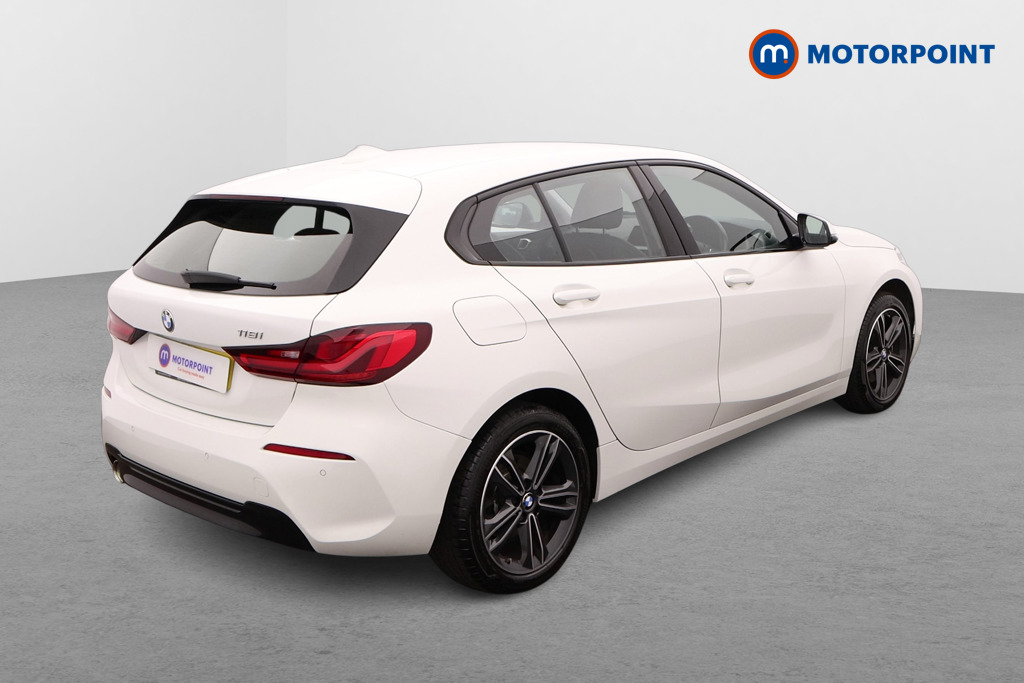BMW 1 Series Sport Manual Petrol Hatchback - Stock Number (1636618) - Drivers side rear corner