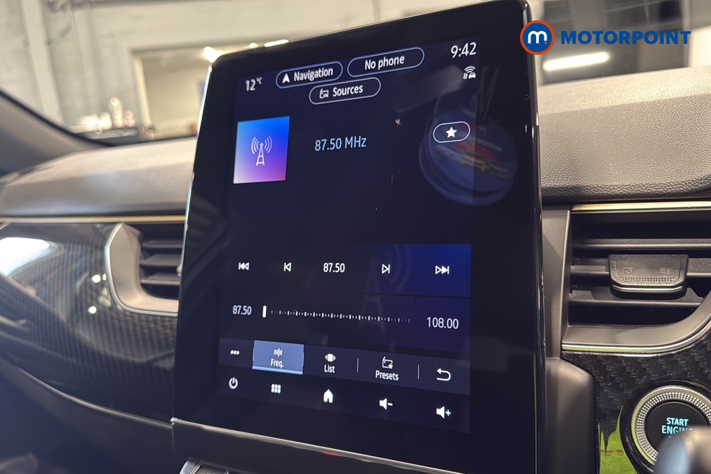 Renault Arkana Engineered Automatic Petrol-Electric Hybrid SUV - Stock Number (1636948) - 8th supplementary image